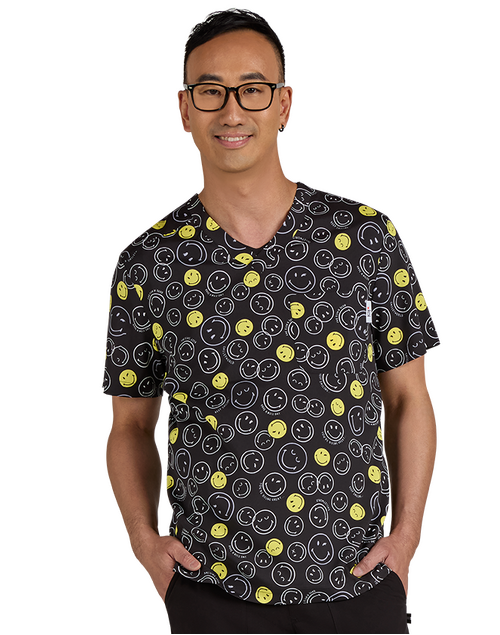 Doing Great Men's Scrub Top 